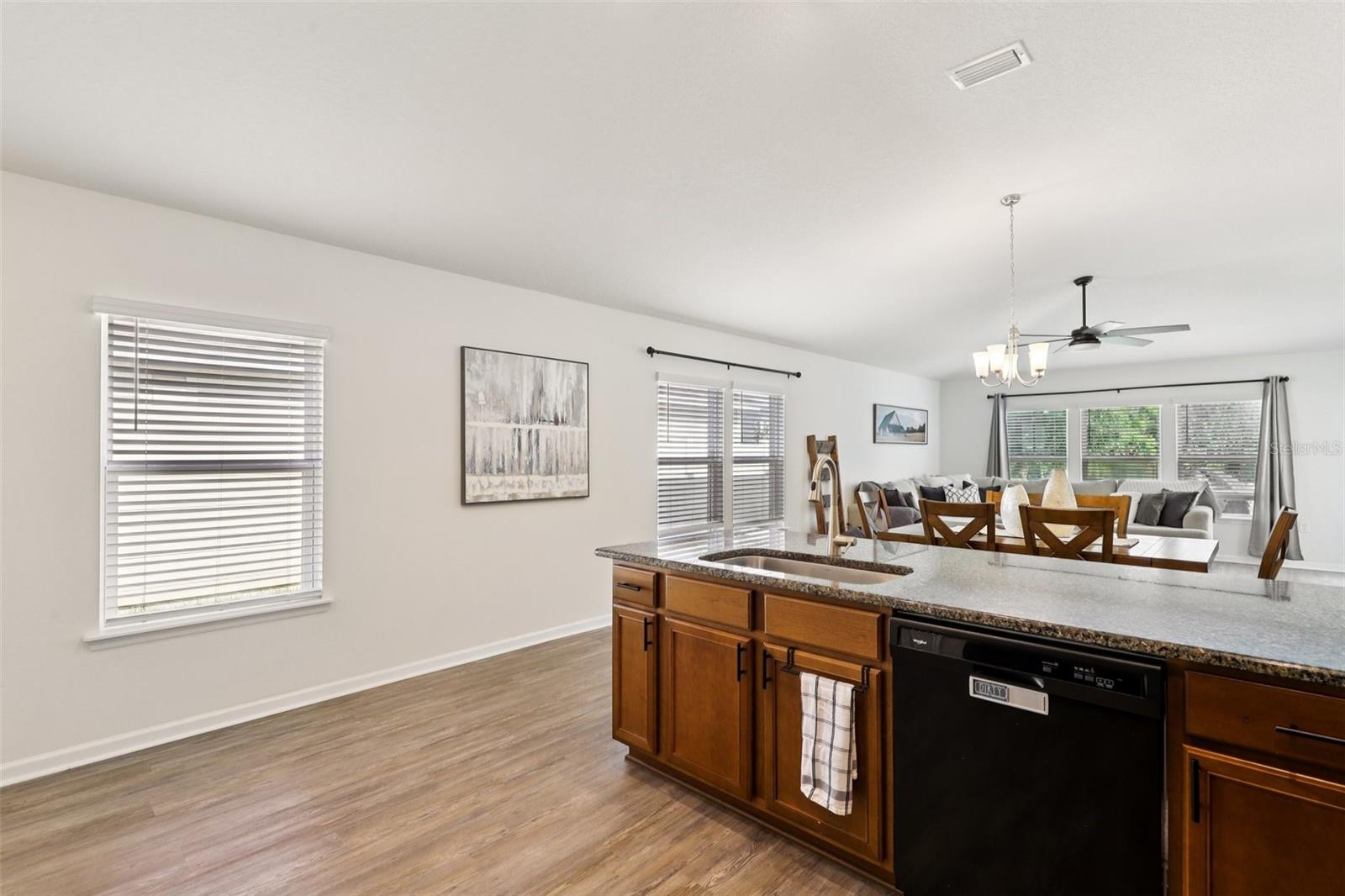 BANNON LAKES PH 1A-1B - Residential