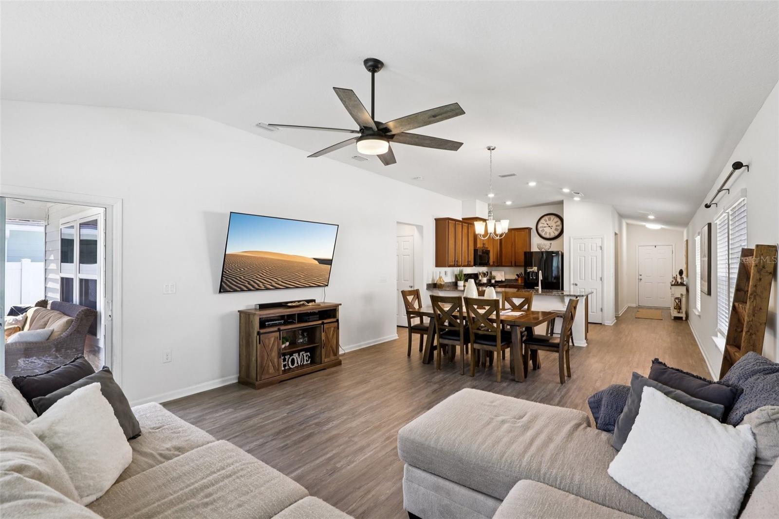 BANNON LAKES PH 1A-1B - Residential