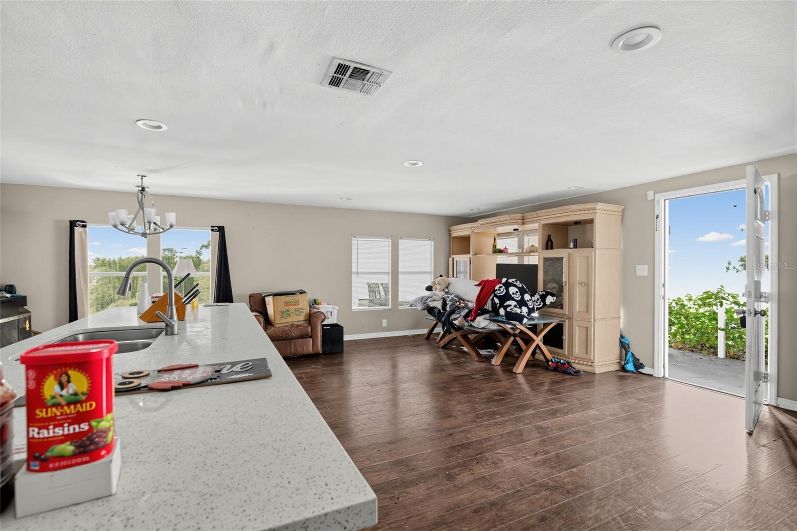 9785 SE HIGHWAY 42