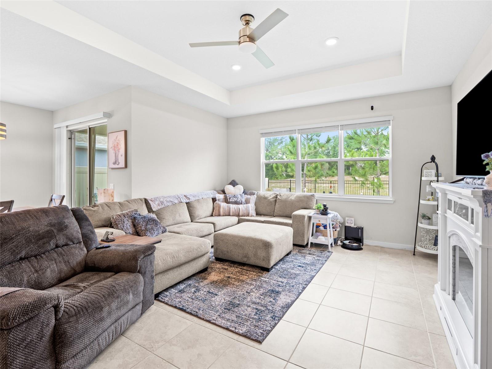 CANOPY TERRACE MB 63 PGS 139-143 - Residential