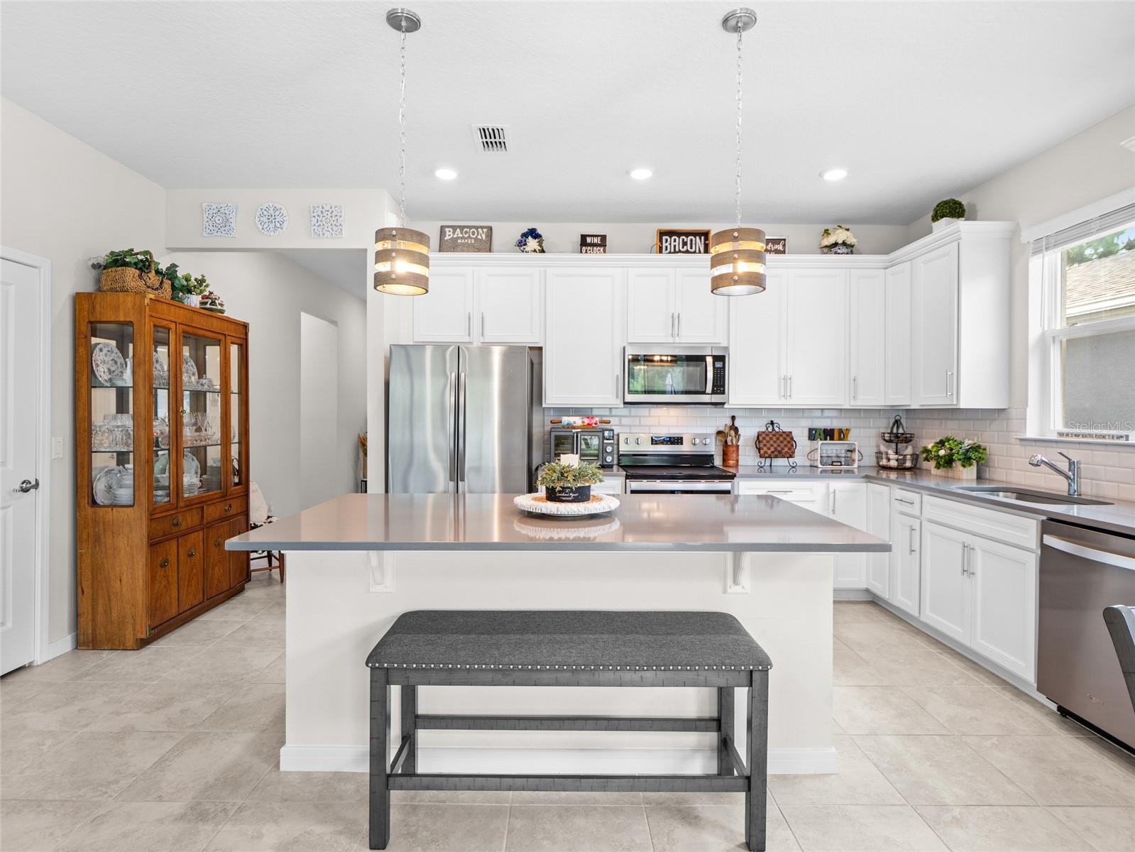 CANOPY TERRACE MB 63 PGS 139-143 - Residential