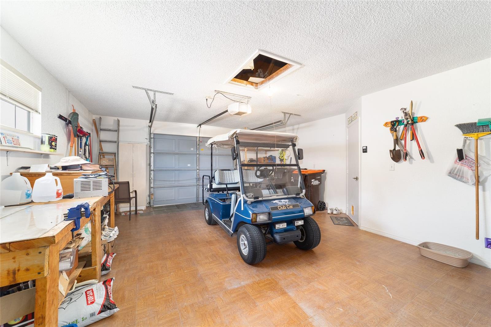 OAK RUN COUNTRY CLUB - Residential