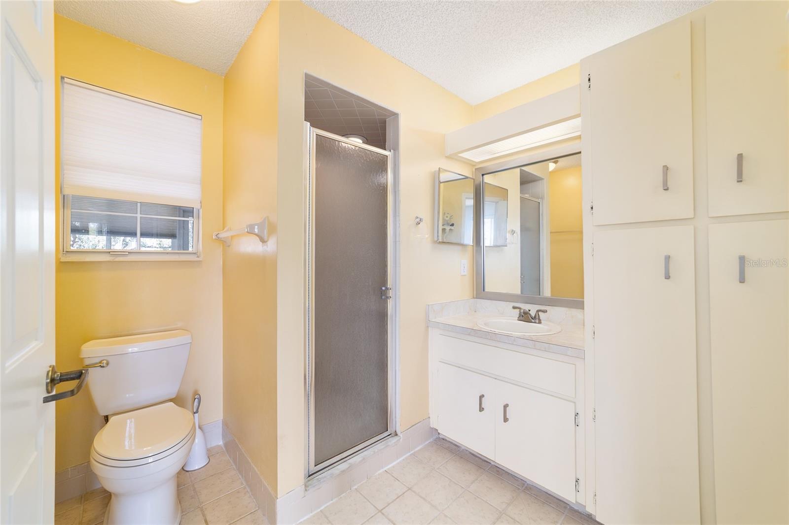 OAK RUN COUNTRY CLUB - Residential