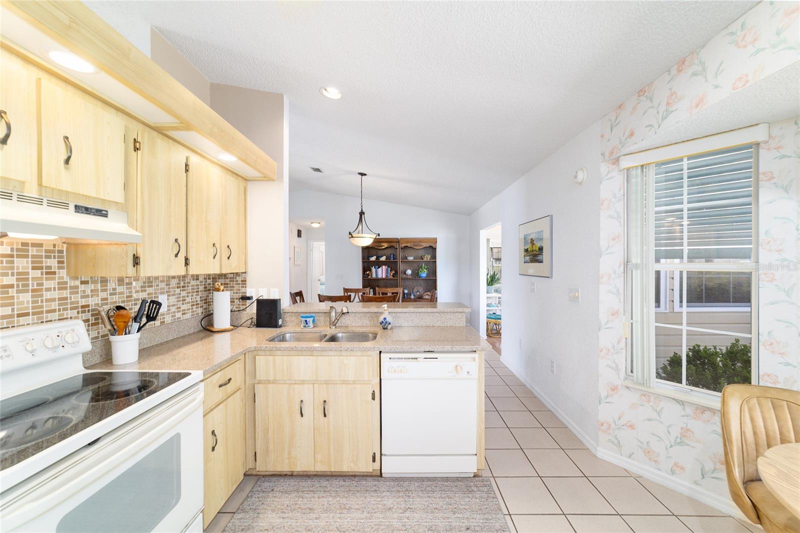 OAK RUN COUNTRY CLUB - Residential