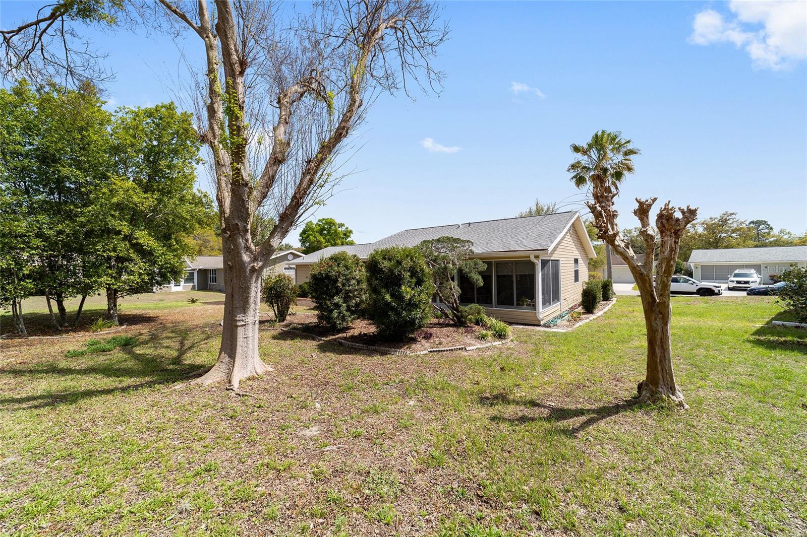 OAK RUN COUNTRY CLUB - Residential