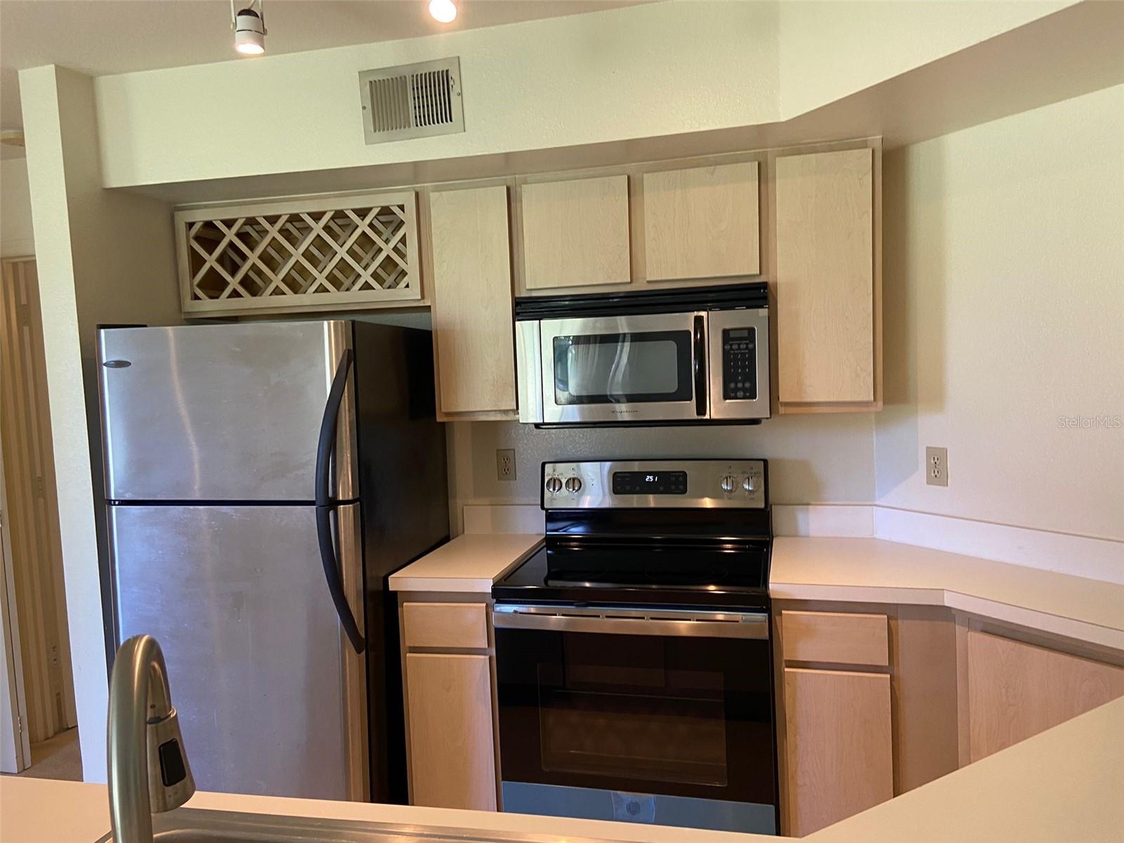 BERMUDA DUNES - Residential