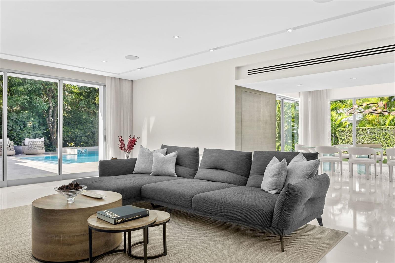 DORADO BEACH EAST - Residential