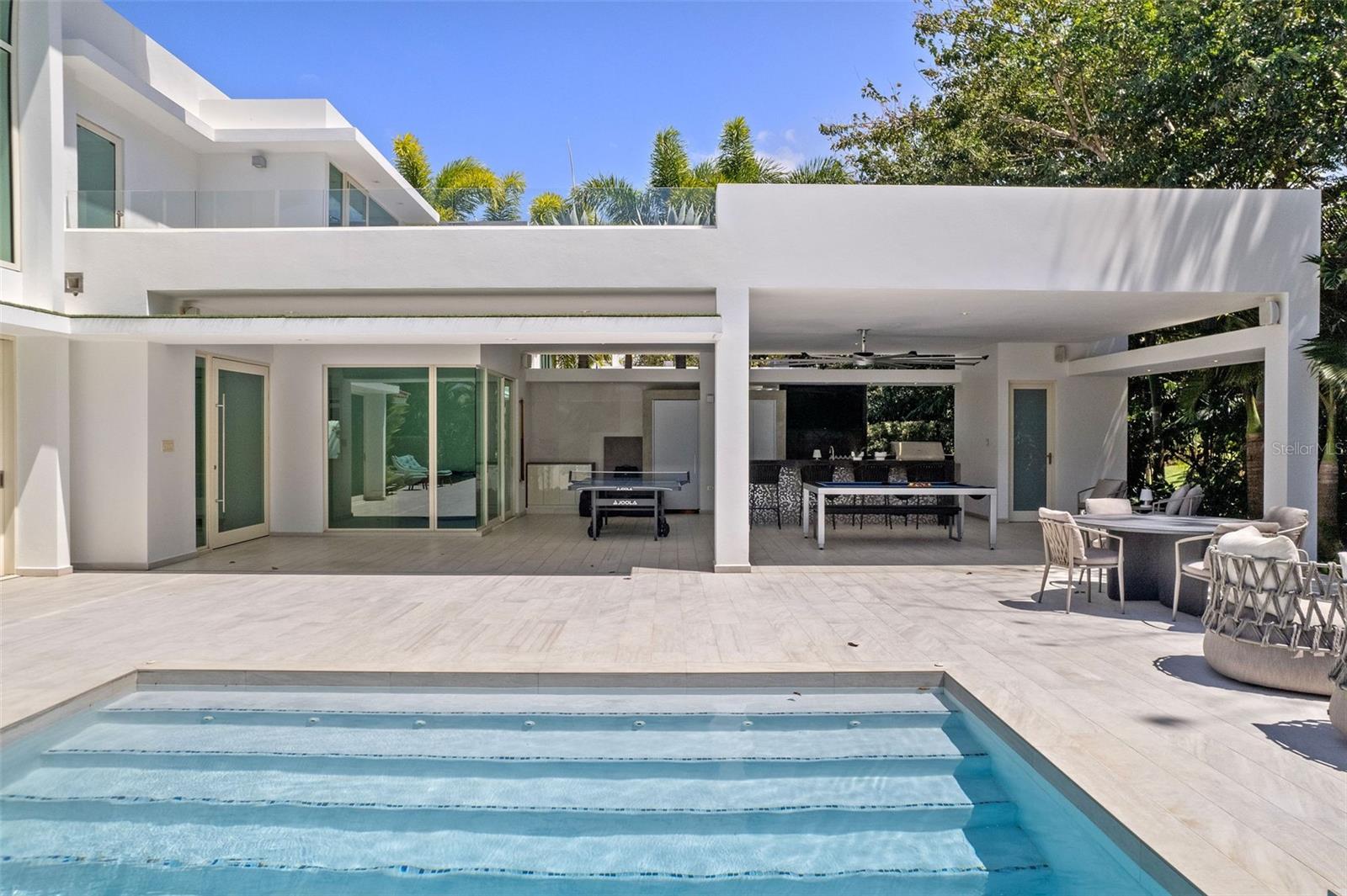 DORADO BEACH EAST - Residential