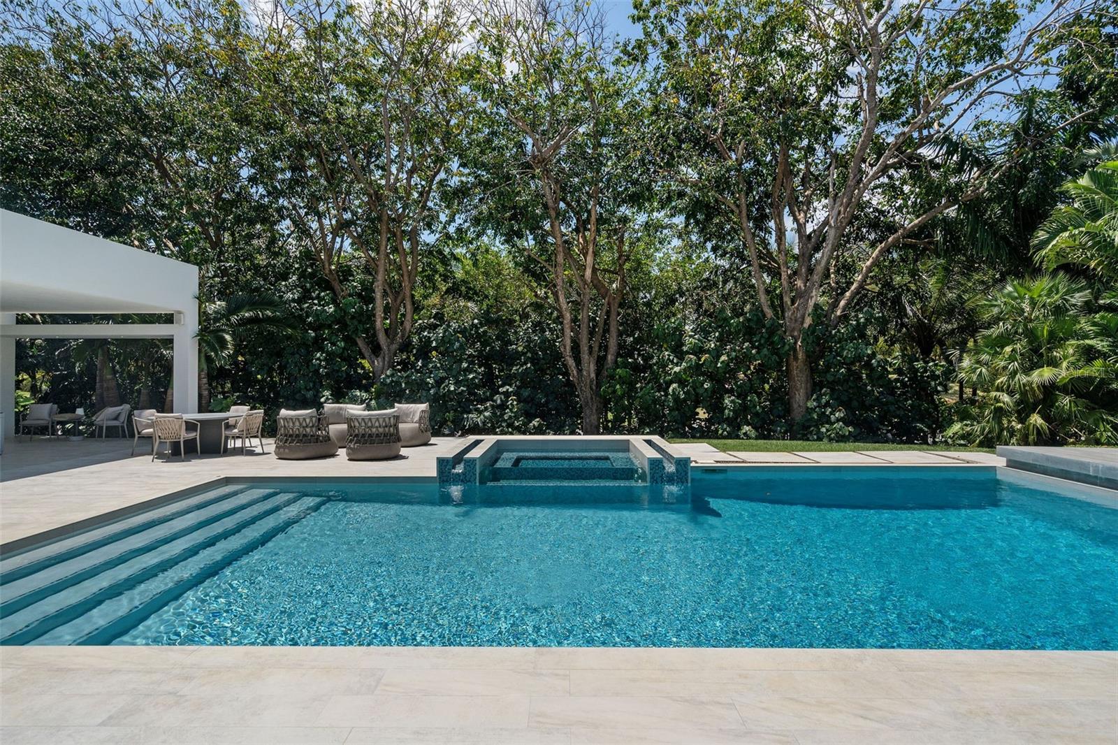 DORADO BEACH EAST - Residential