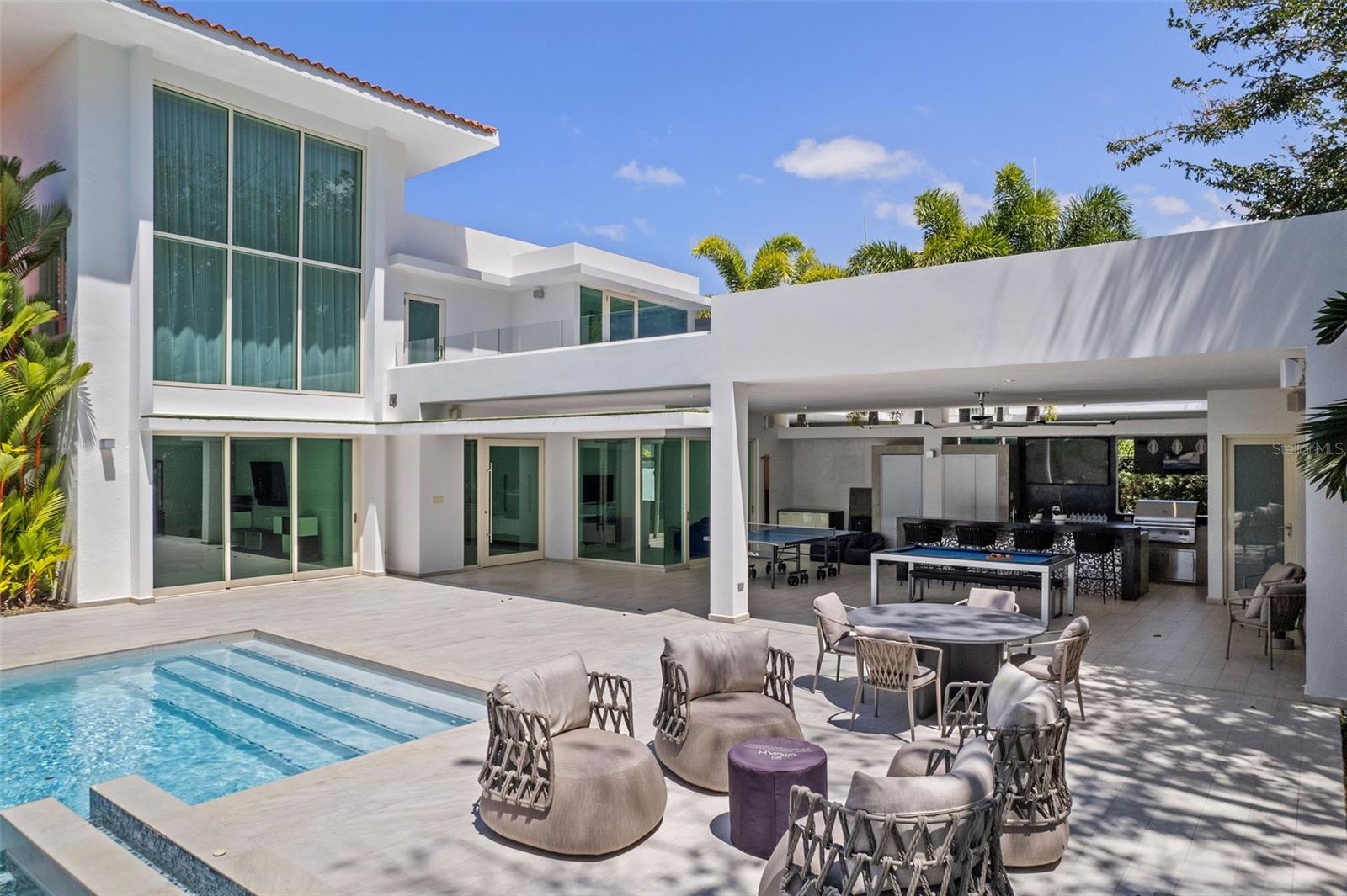 DORADO BEACH EAST - Residential