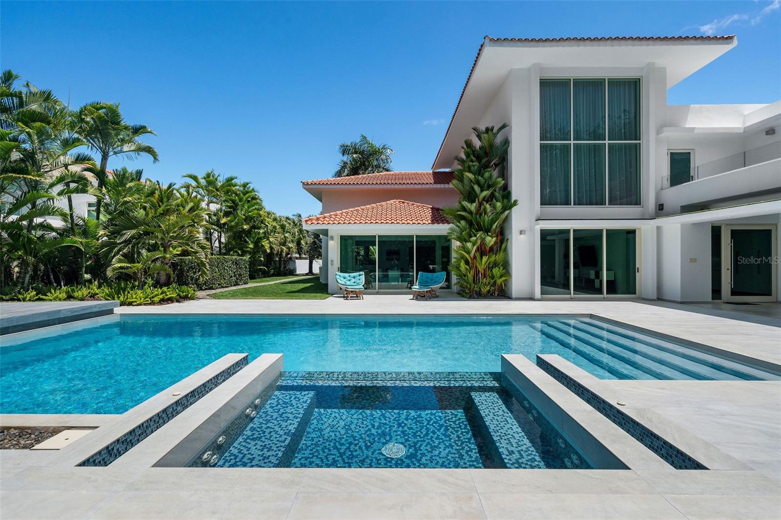 DORADO BEACH EAST - Residential