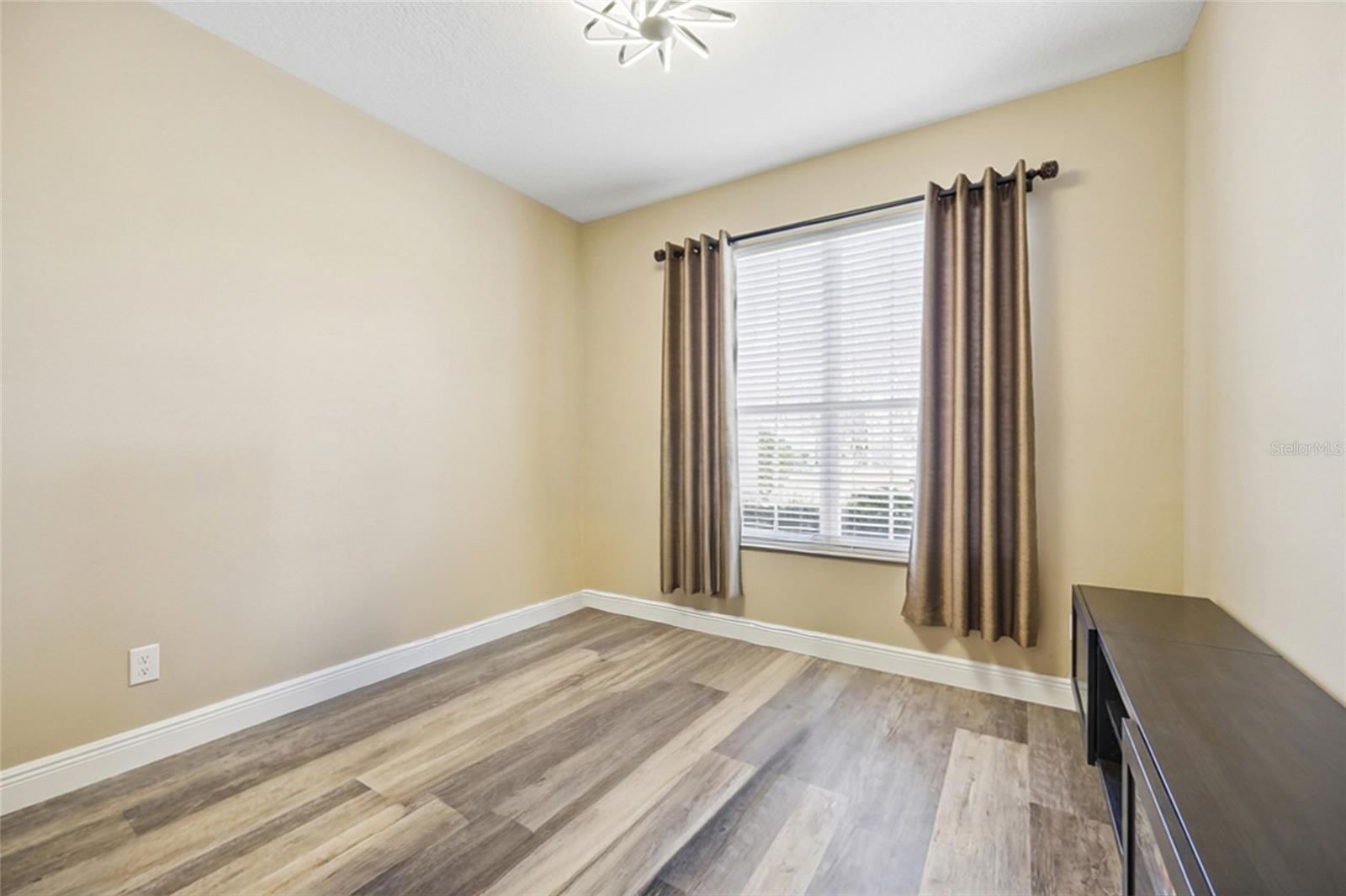 WESTYN BAY PH 01 R R-1 R-5 R-6 - Residential