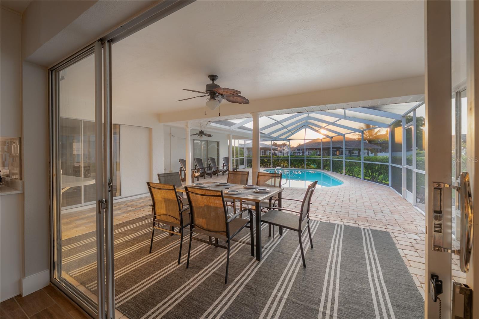 APOLLO BEACH UNIT 13 PT 1 RE - Residential