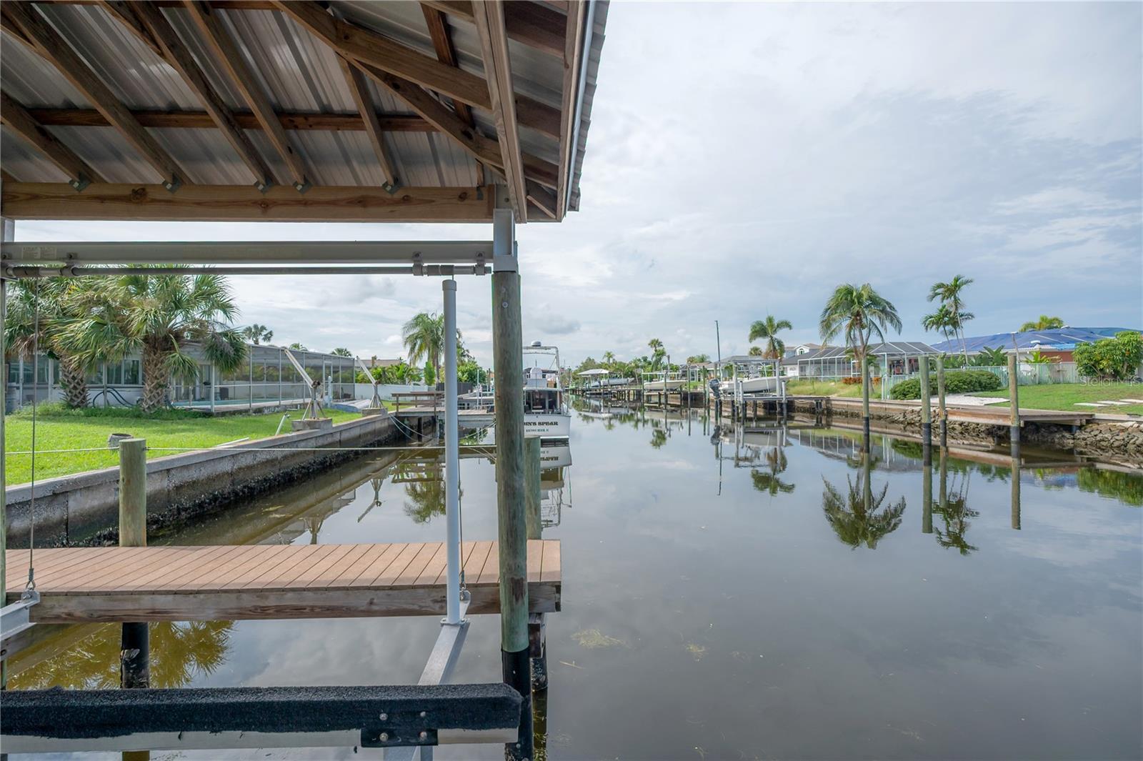APOLLO BEACH UNIT 13 PT 1 RE - Residential