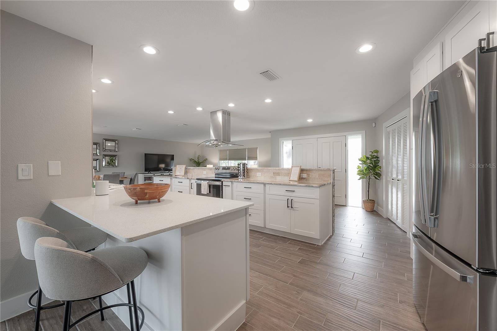 APOLLO BEACH UNIT 13 PT 1 RE - Residential