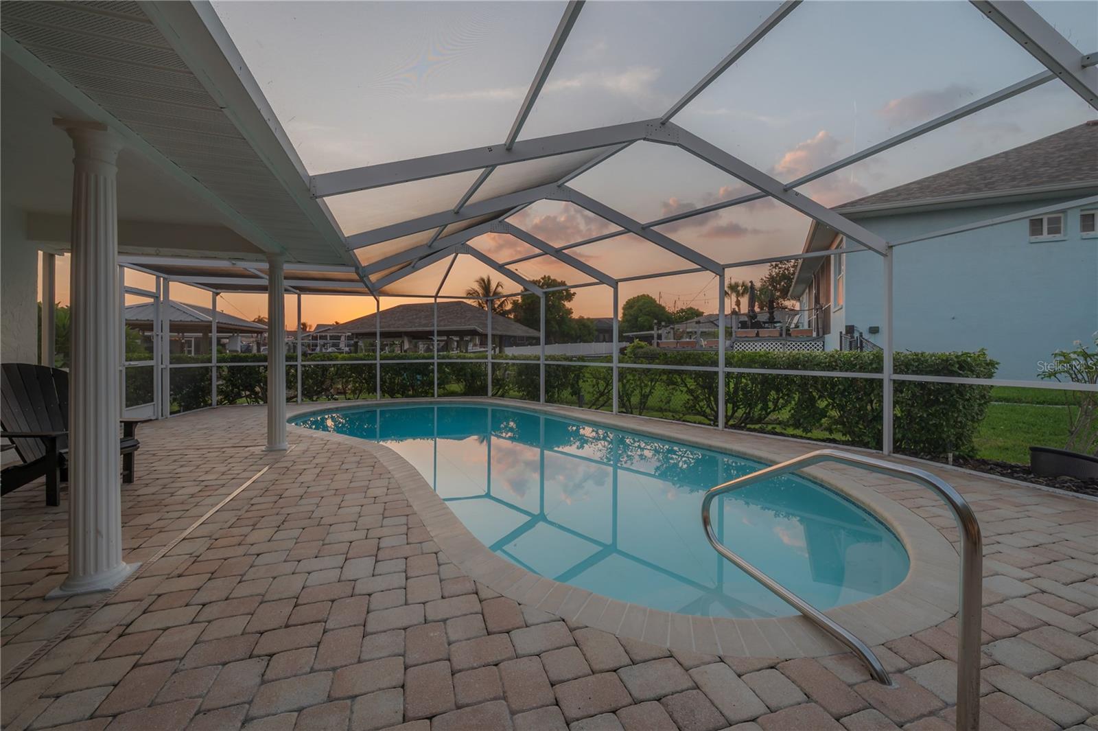APOLLO BEACH UNIT 13 PT 1 RE - Residential