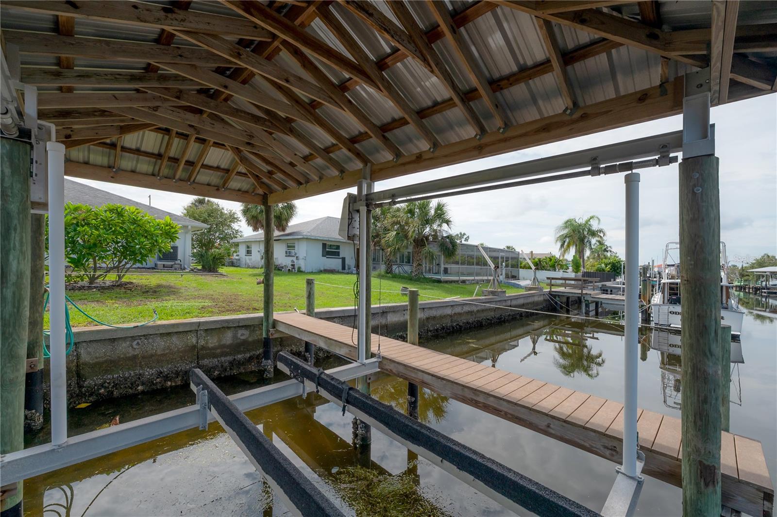 APOLLO BEACH UNIT 13 PT 1 RE - Residential