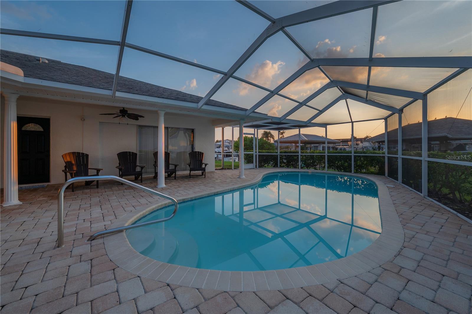 APOLLO BEACH UNIT 13 PT 1 RE - Residential