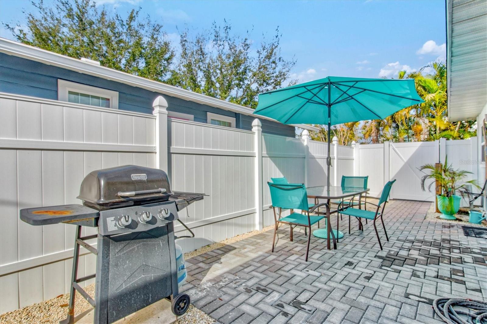 SOUTH SIDE PARK - Residential Lease