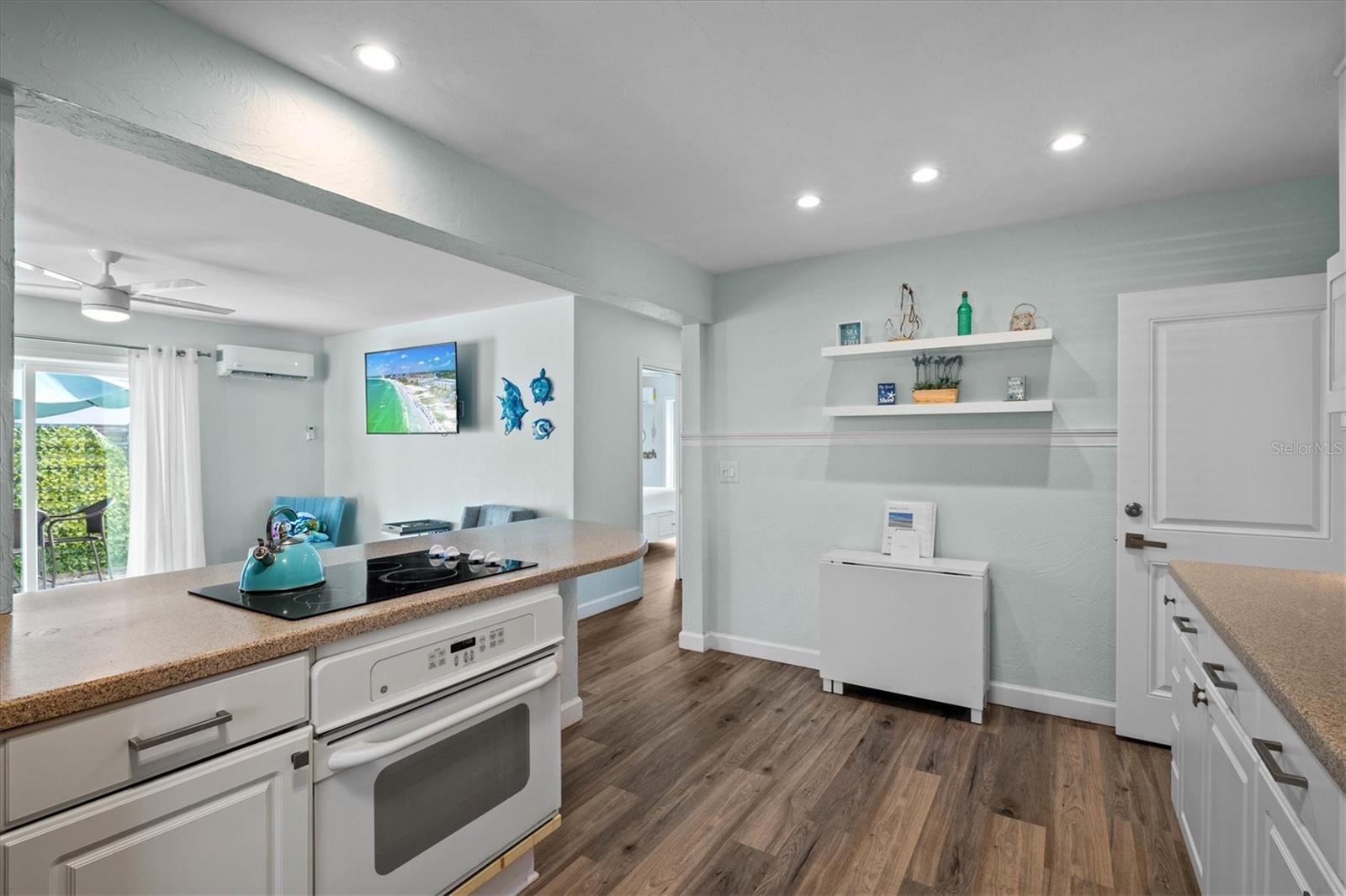 SOUTH SIDE PARK - Residential Lease