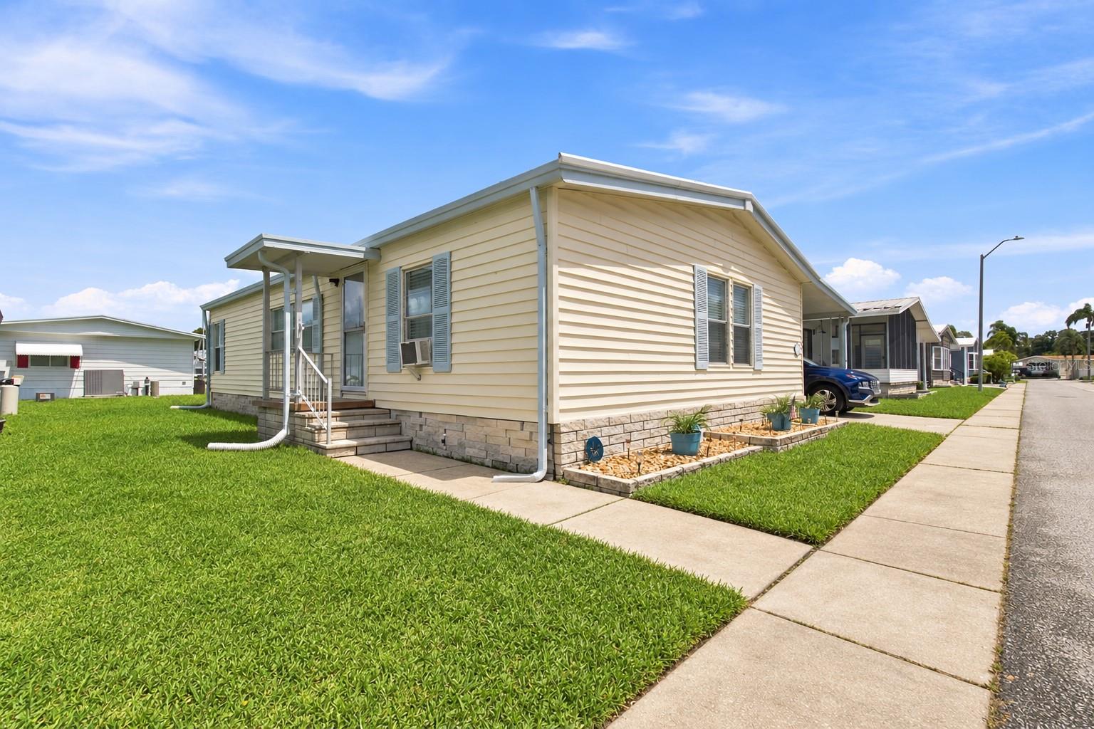 56 PELICAN DRIVE S