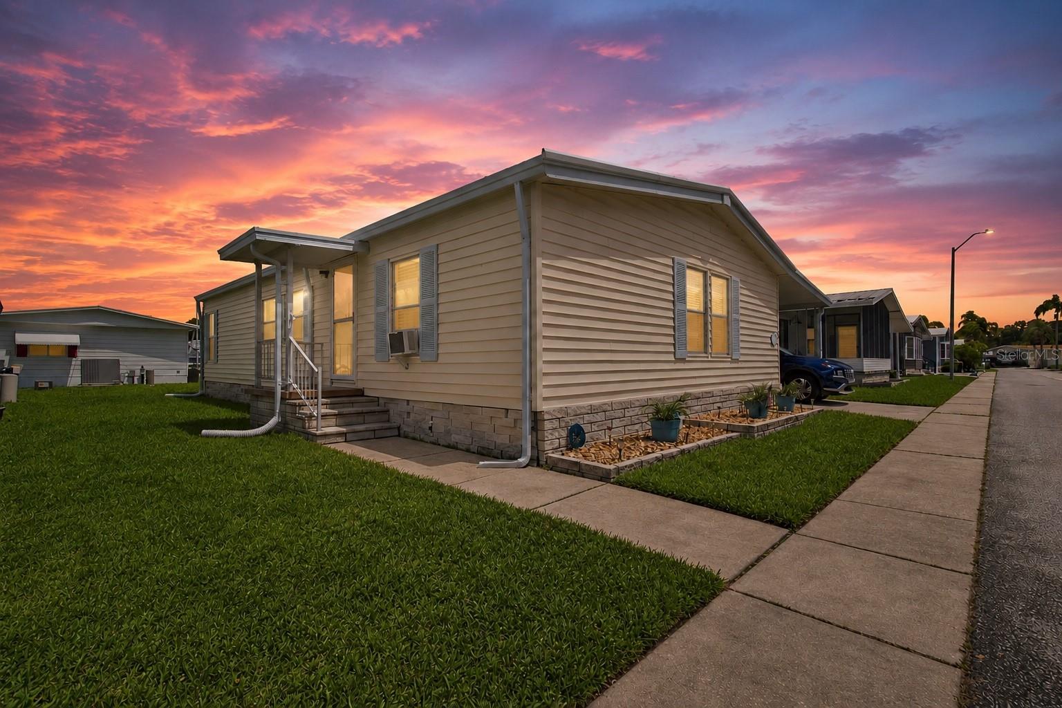 56 PELICAN DRIVE S