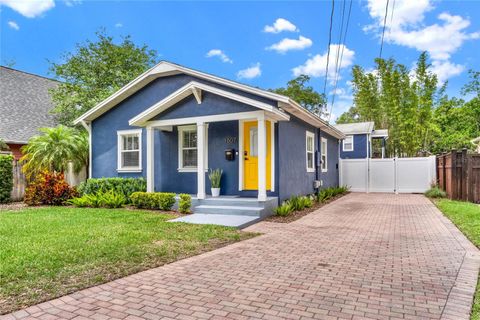 Single Family Residence in ORLANDO FL 1607 PARK LAKE STREET.jpg