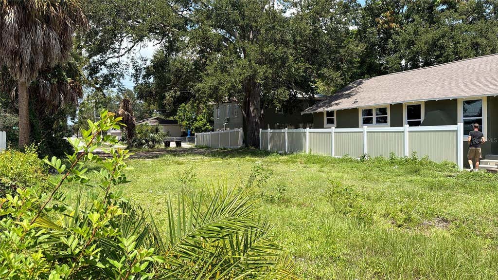 Photo of 1145 Newton Avenue S, St Petersburg, FL 33705 (MLS # TB8539044)