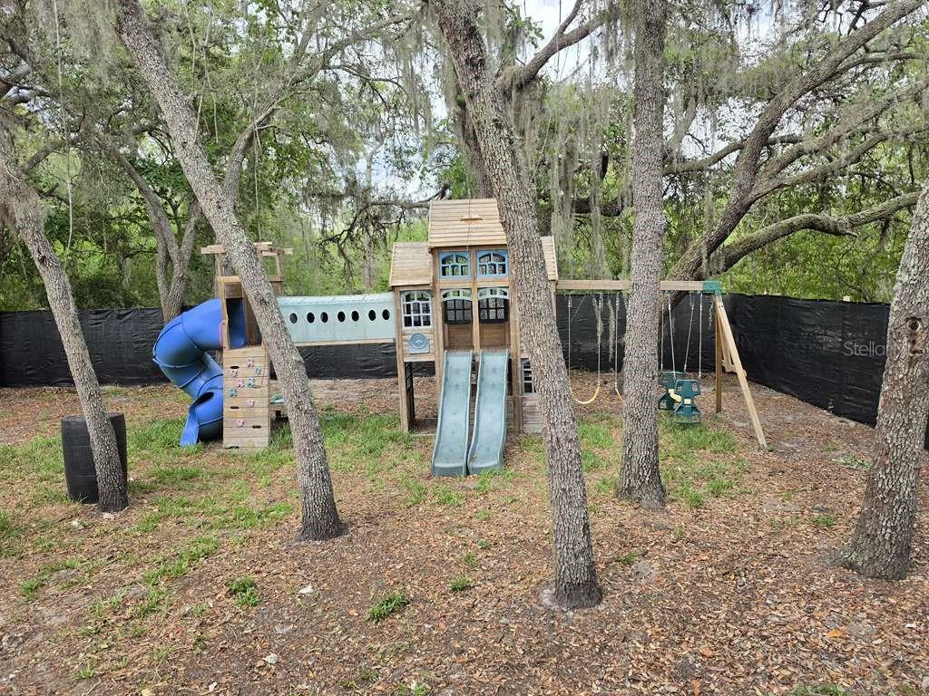 MOON LAKE ESTATES - Residential