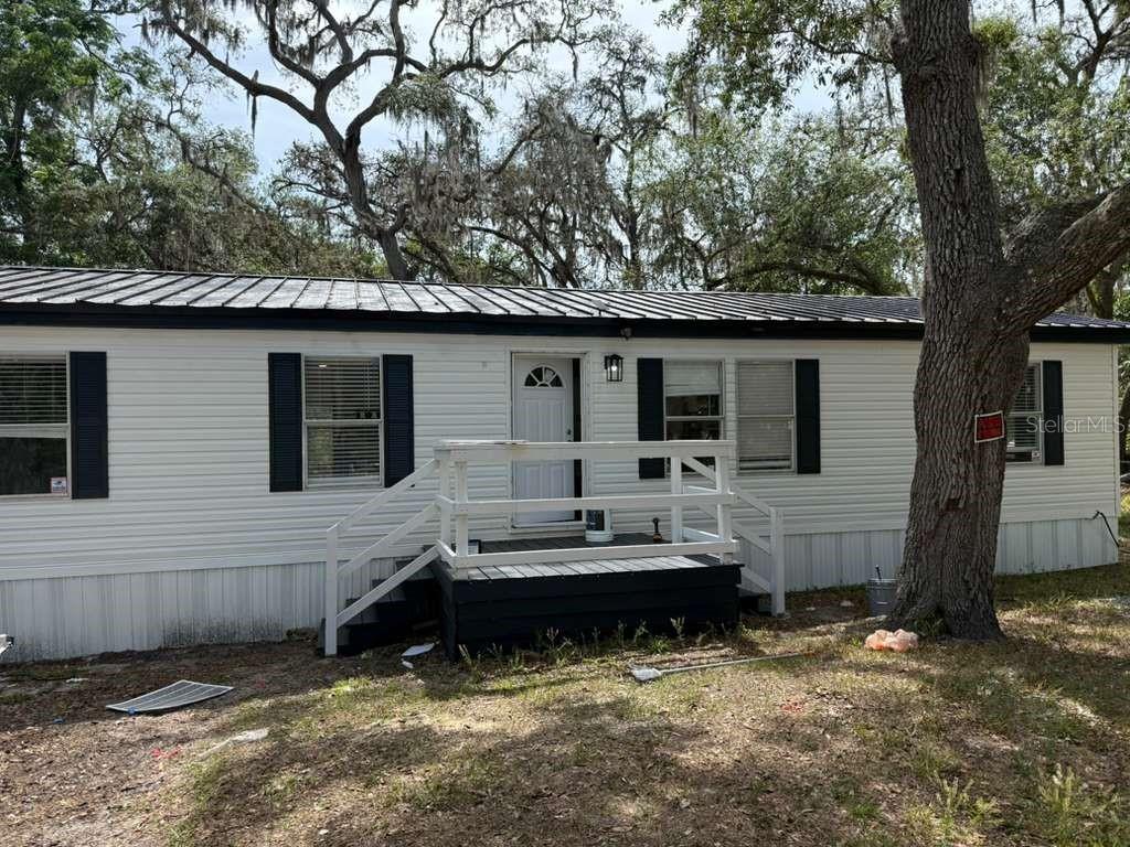 MOON LAKE ESTATES - Residential