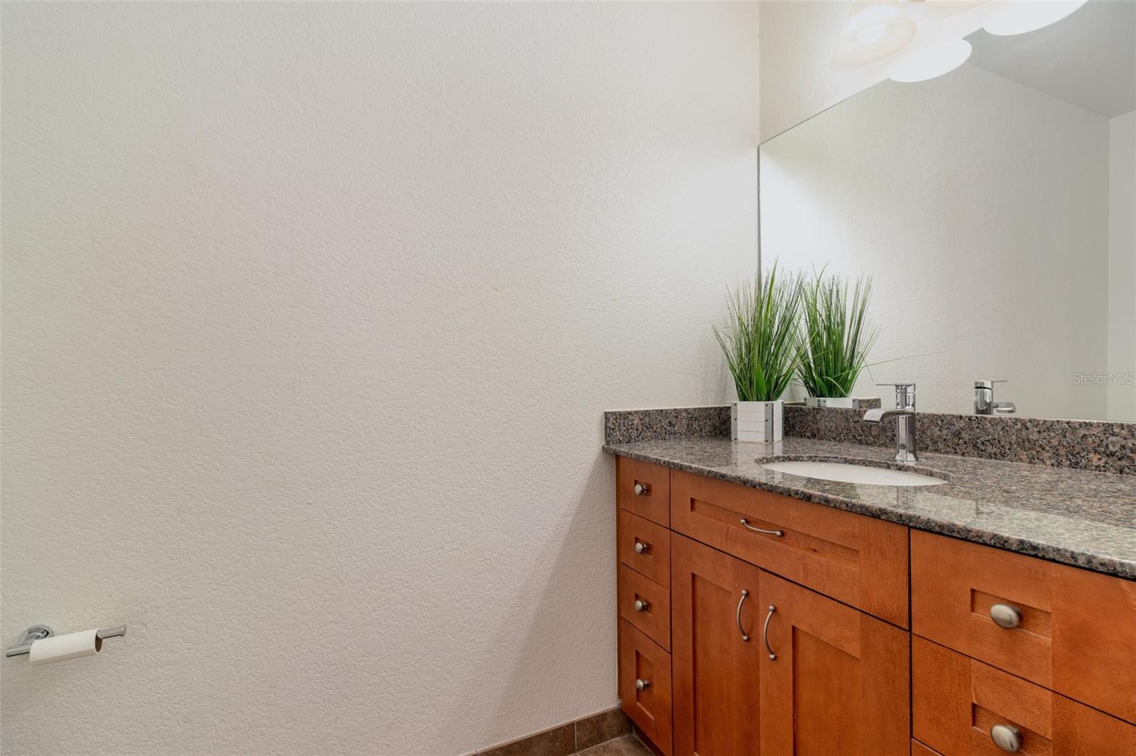 VUE/LK EOLA - Residential