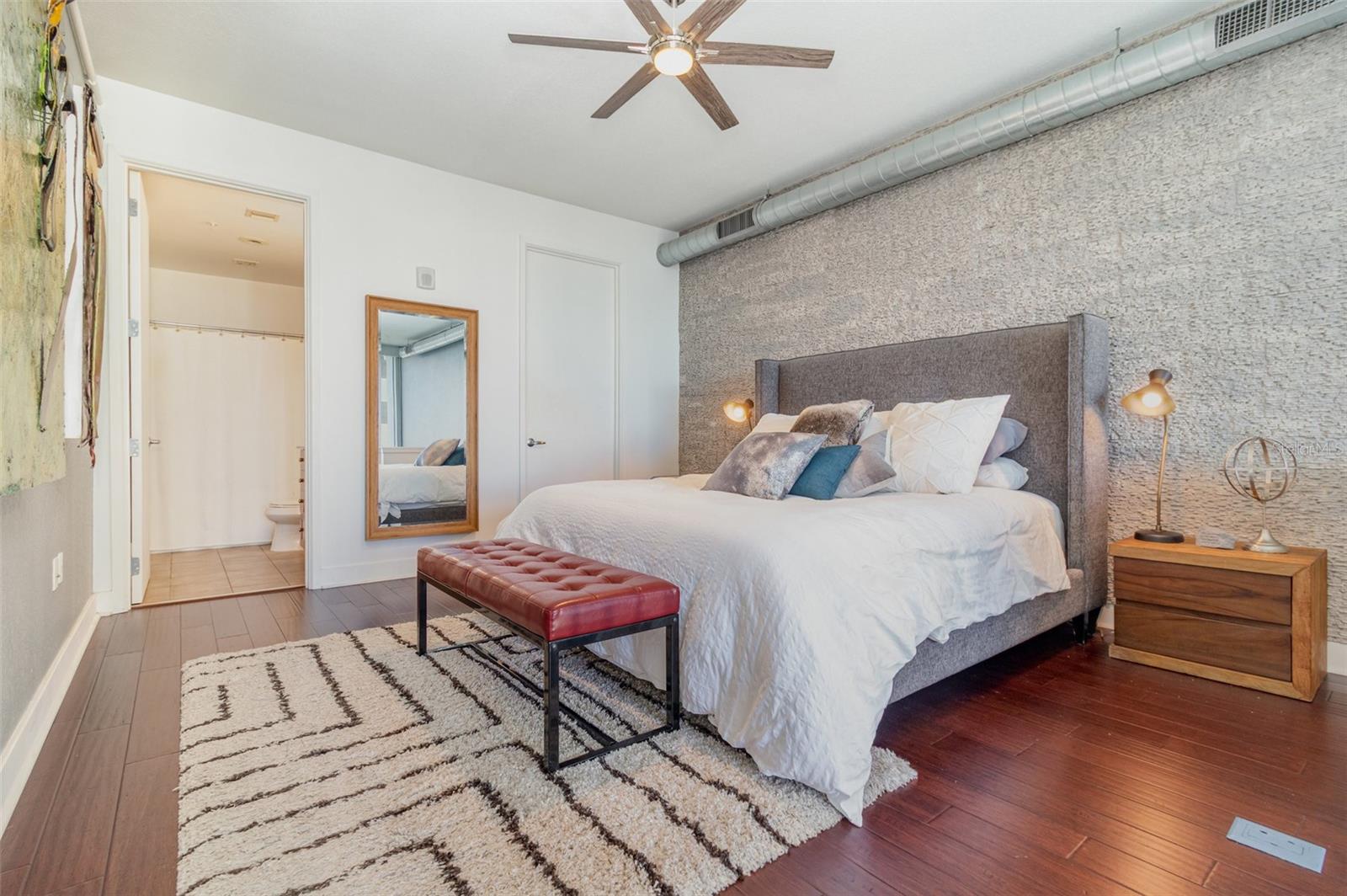 VUE/LK EOLA - Residential