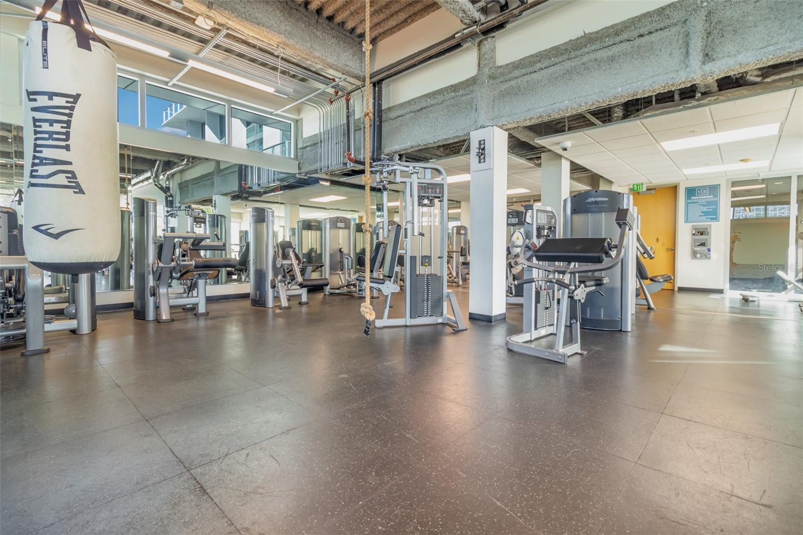 VUE/LK EOLA - Residential