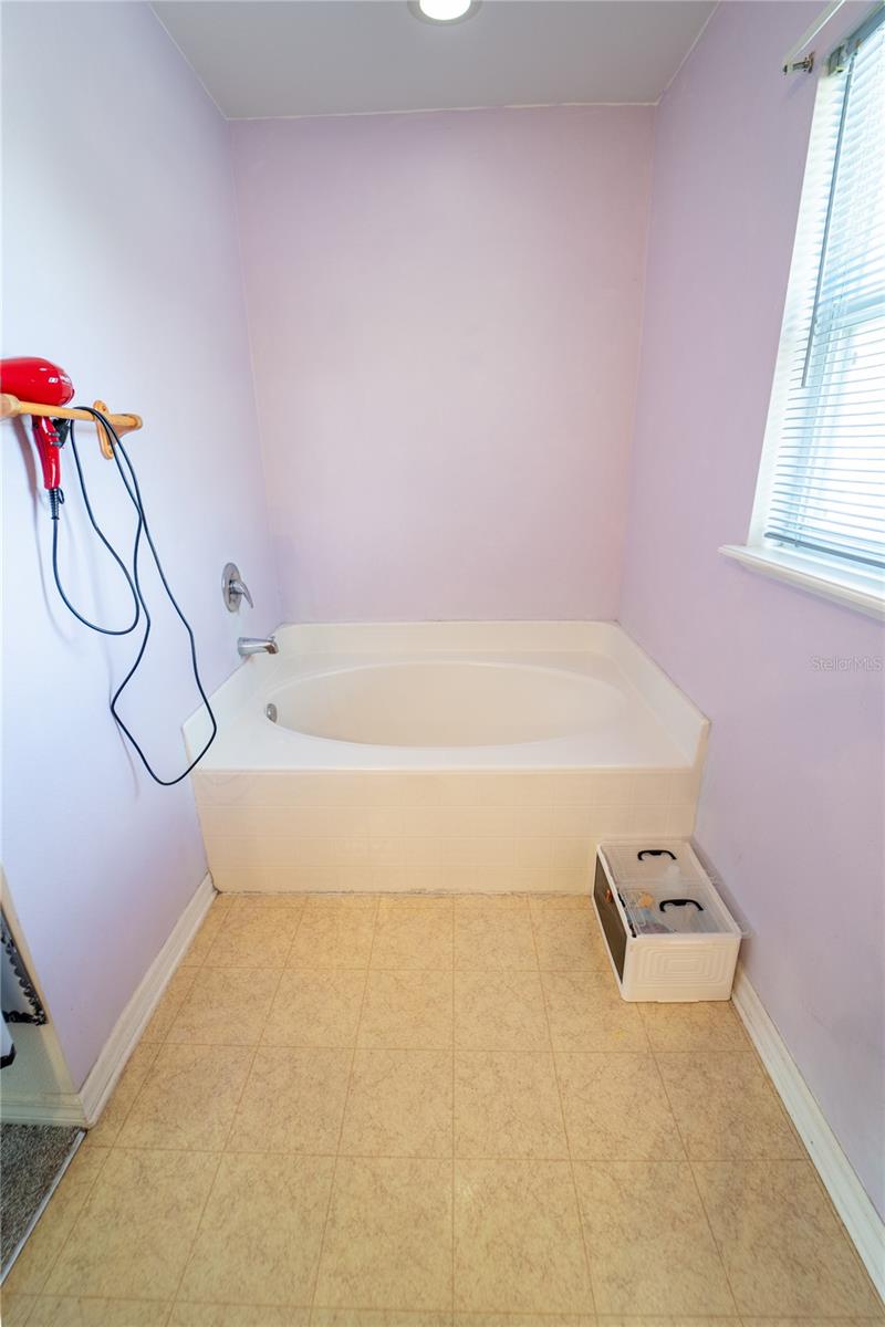 VILLAGES OF LAKE ST CHARLES PH - Residential