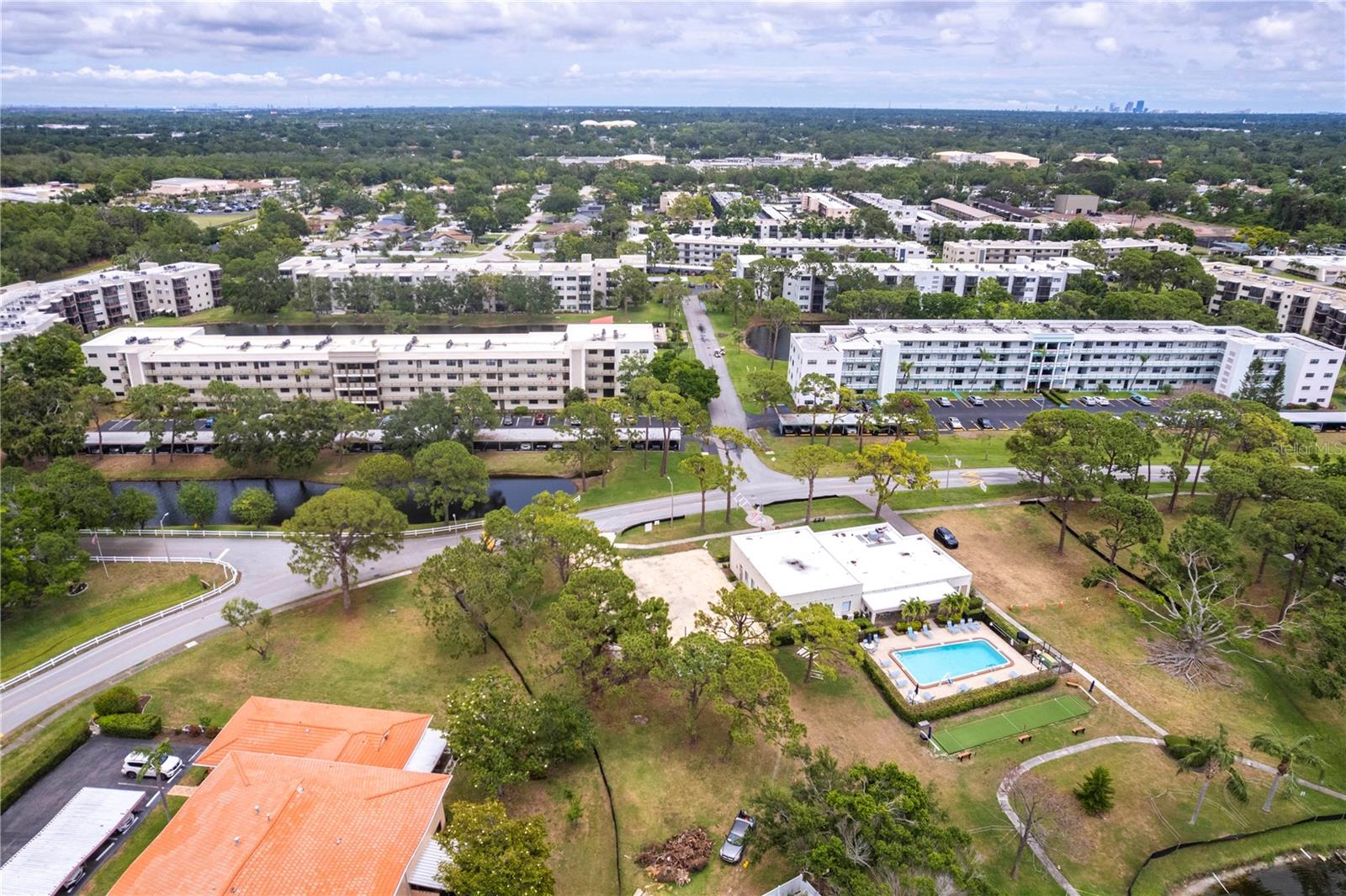 TERRACE PARK OF FIVE TOWNS - Residential