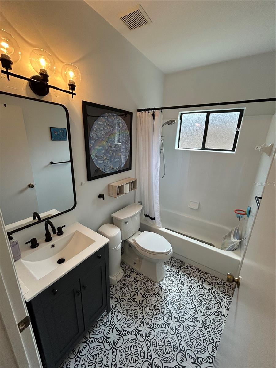 MILE RUN PH III UNIT G-1 REP - Residential