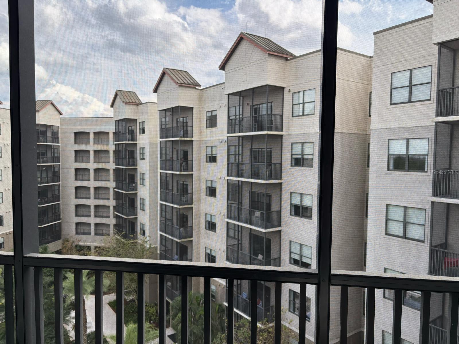 14501 GROVE RESORT AVENUE 2608