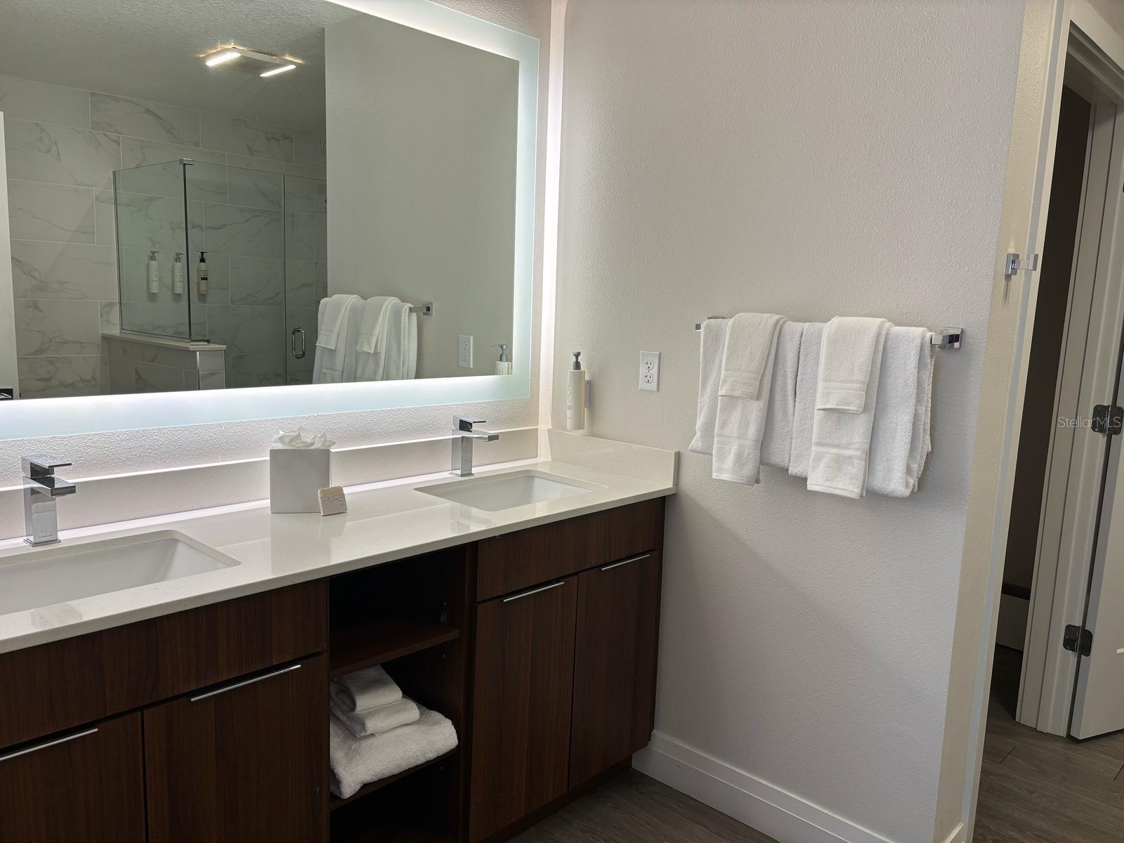 14501 GROVE RESORT AVENUE 2608