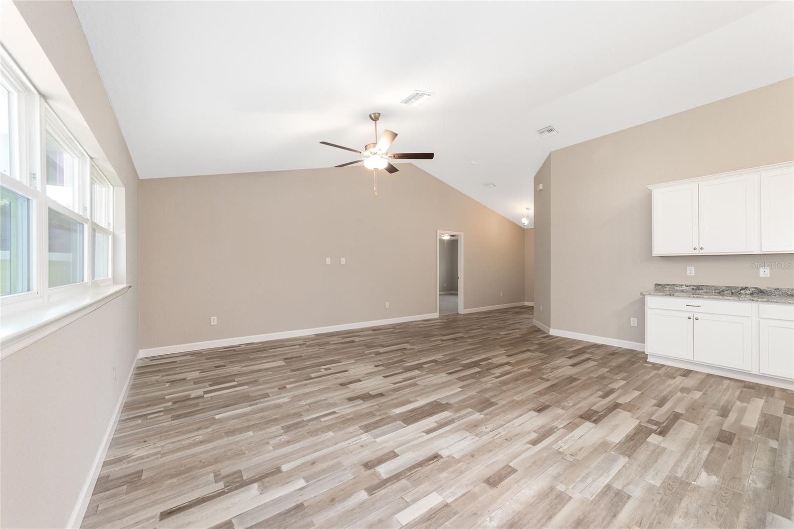 OCALA WATERWAY ESTATE - Residential