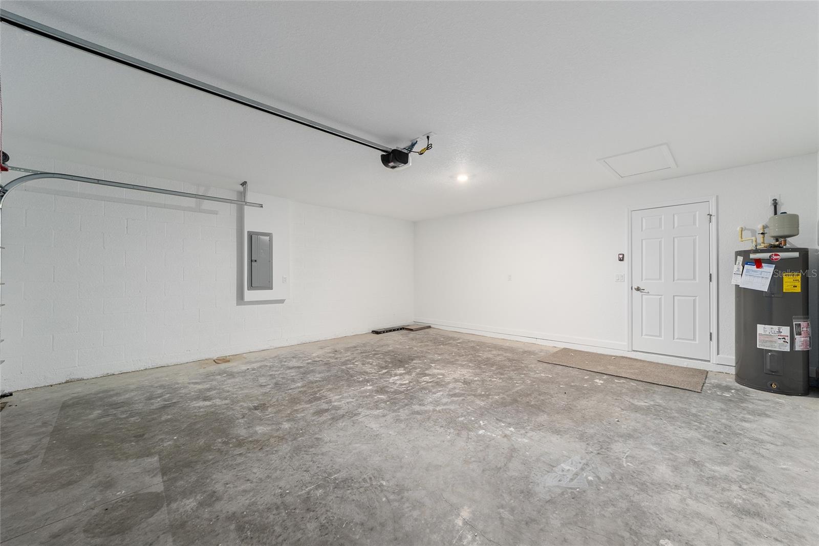 OCALA WATERWAY ESTATE - Residential