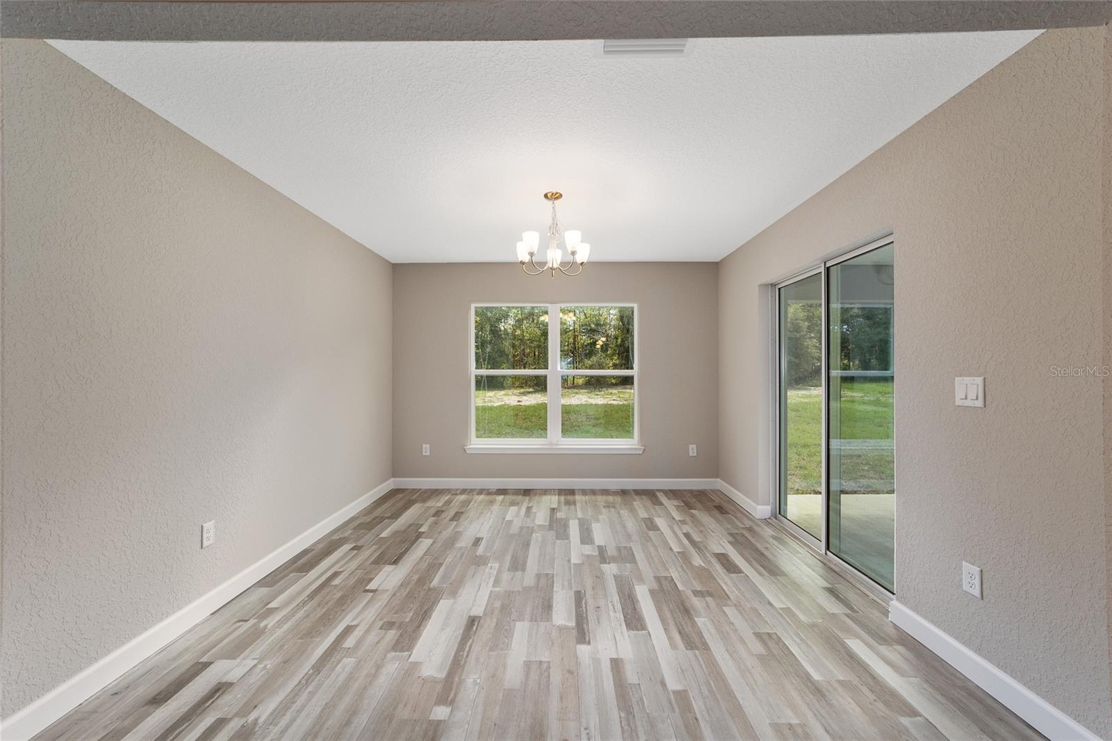 OCALA WATERWAY ESTATE - Residential