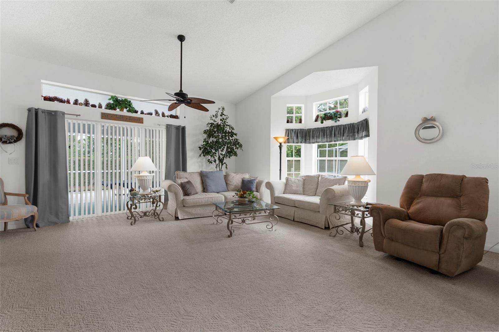GLEN LAKES - Residential
