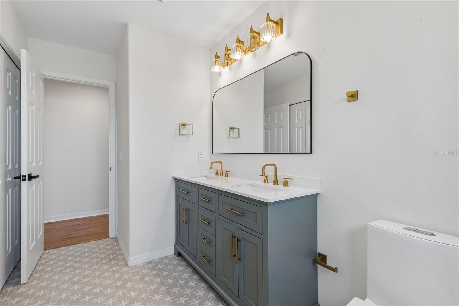 TOWNHOMES AT MILLBROOKE RANCH - Residential