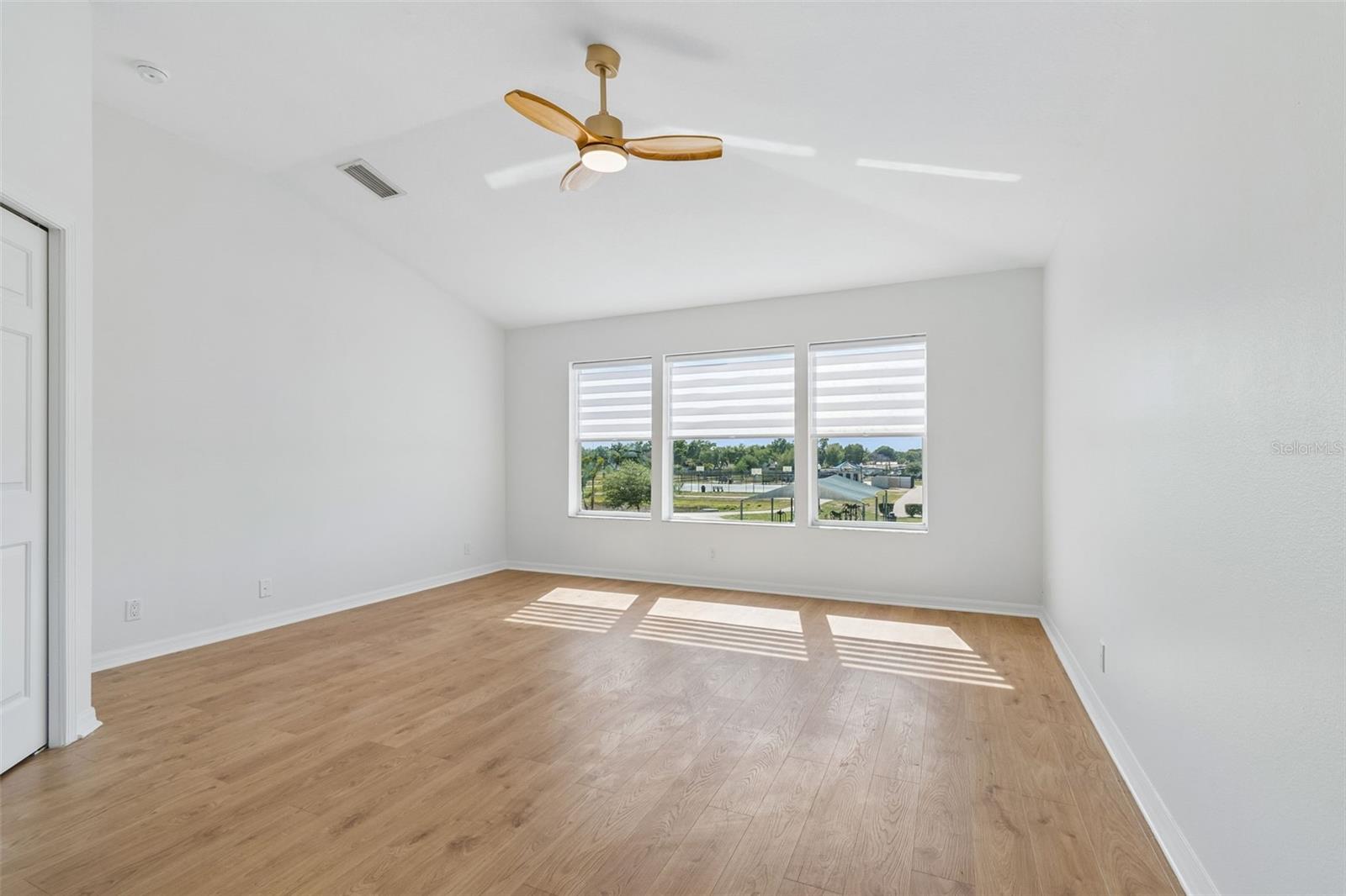 TOWNHOMES AT MILLBROOKE RANCH - Residential