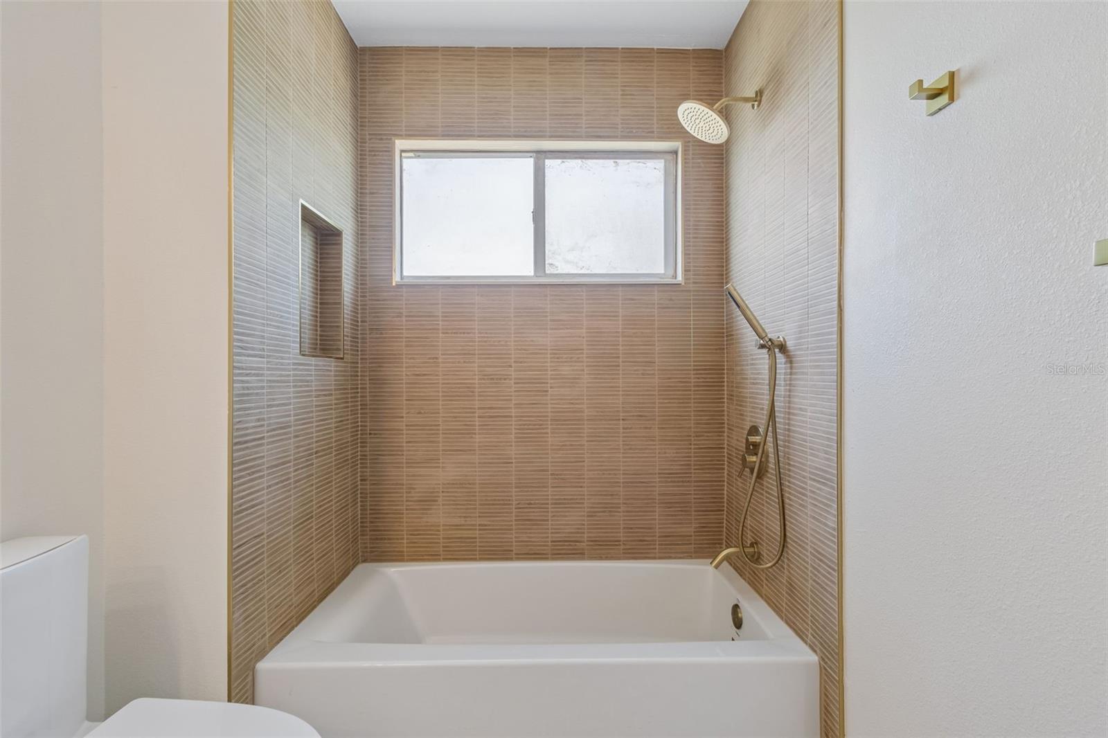 TOWNHOMES AT MILLBROOKE RANCH - Residential