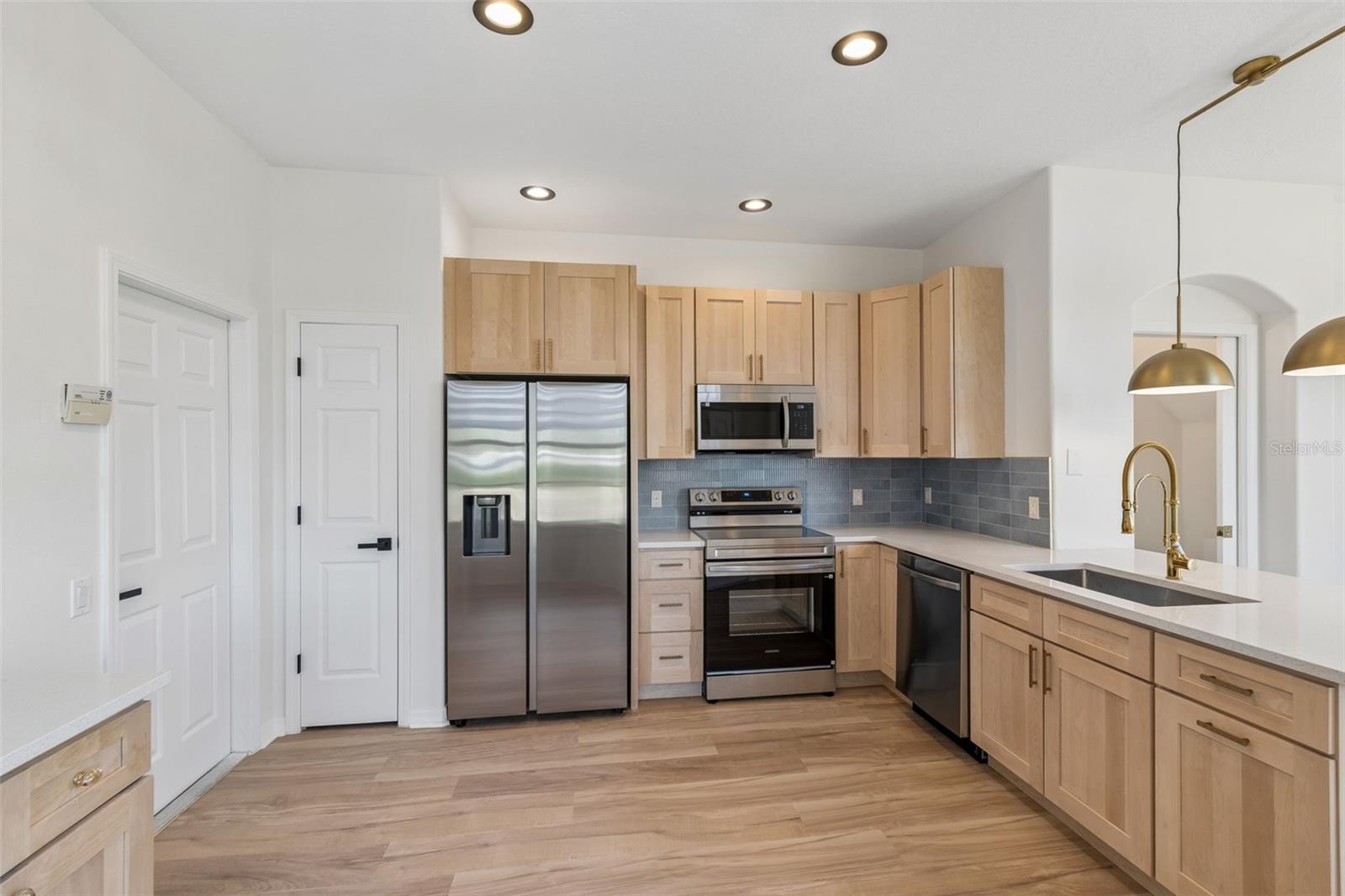 TOWNHOMES AT MILLBROOKE RANCH - Residential