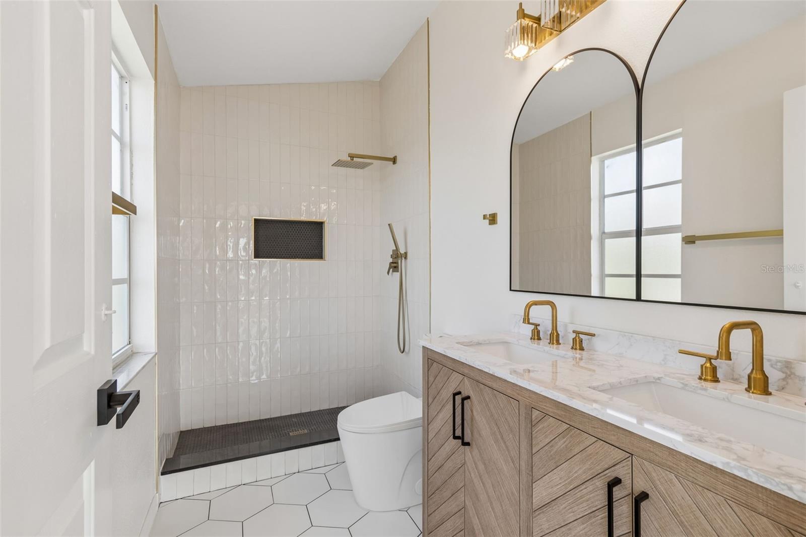 TOWNHOMES AT MILLBROOKE RANCH - Residential