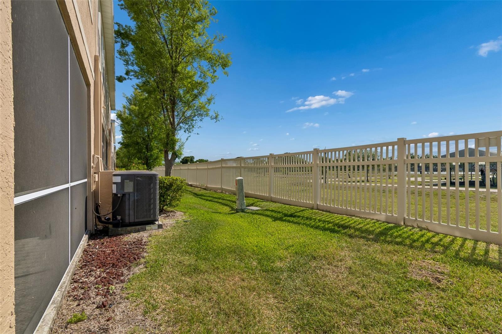 TOWNHOMES AT MILLBROOKE RANCH - Residential