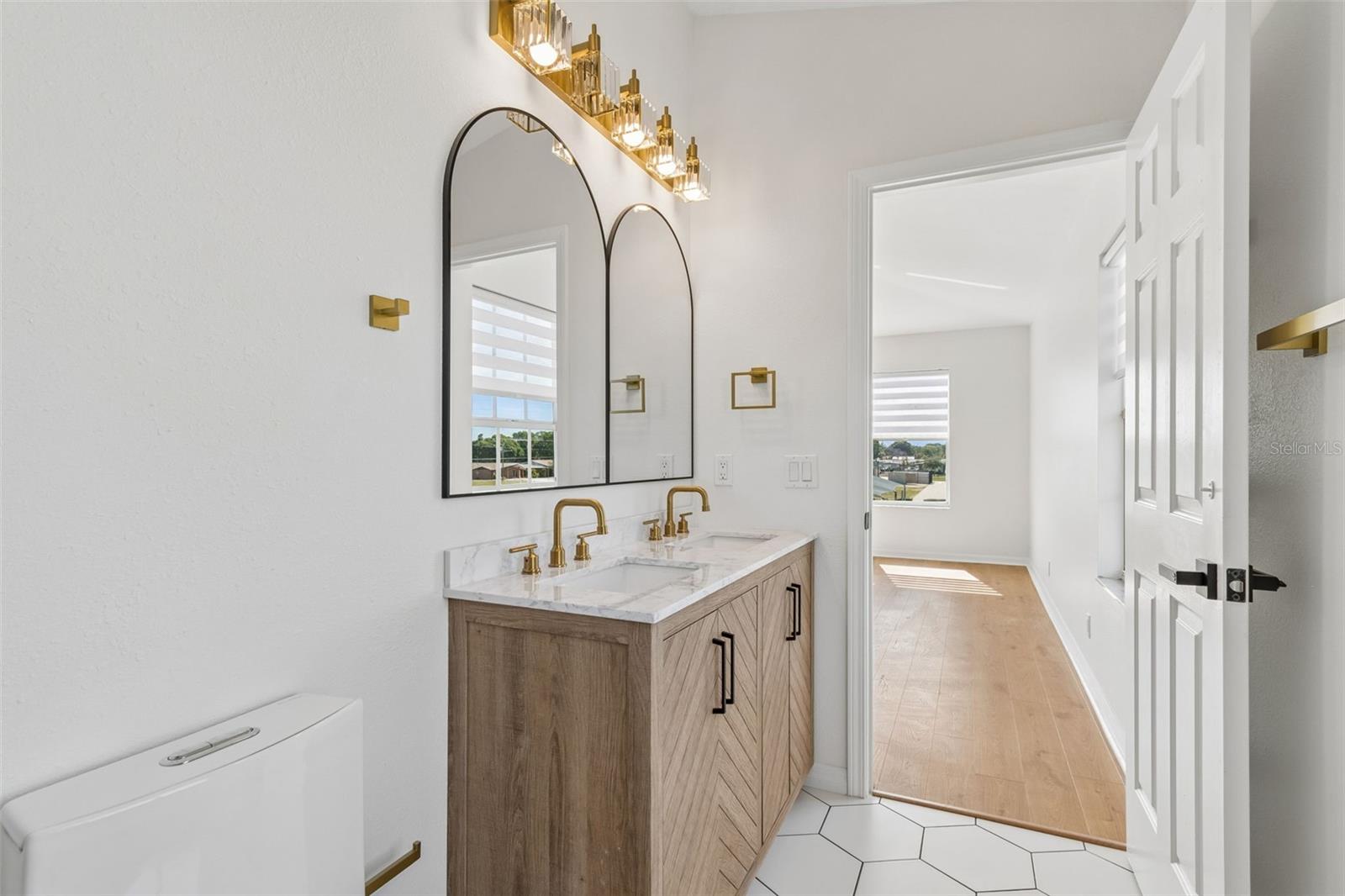 TOWNHOMES AT MILLBROOKE RANCH - Residential