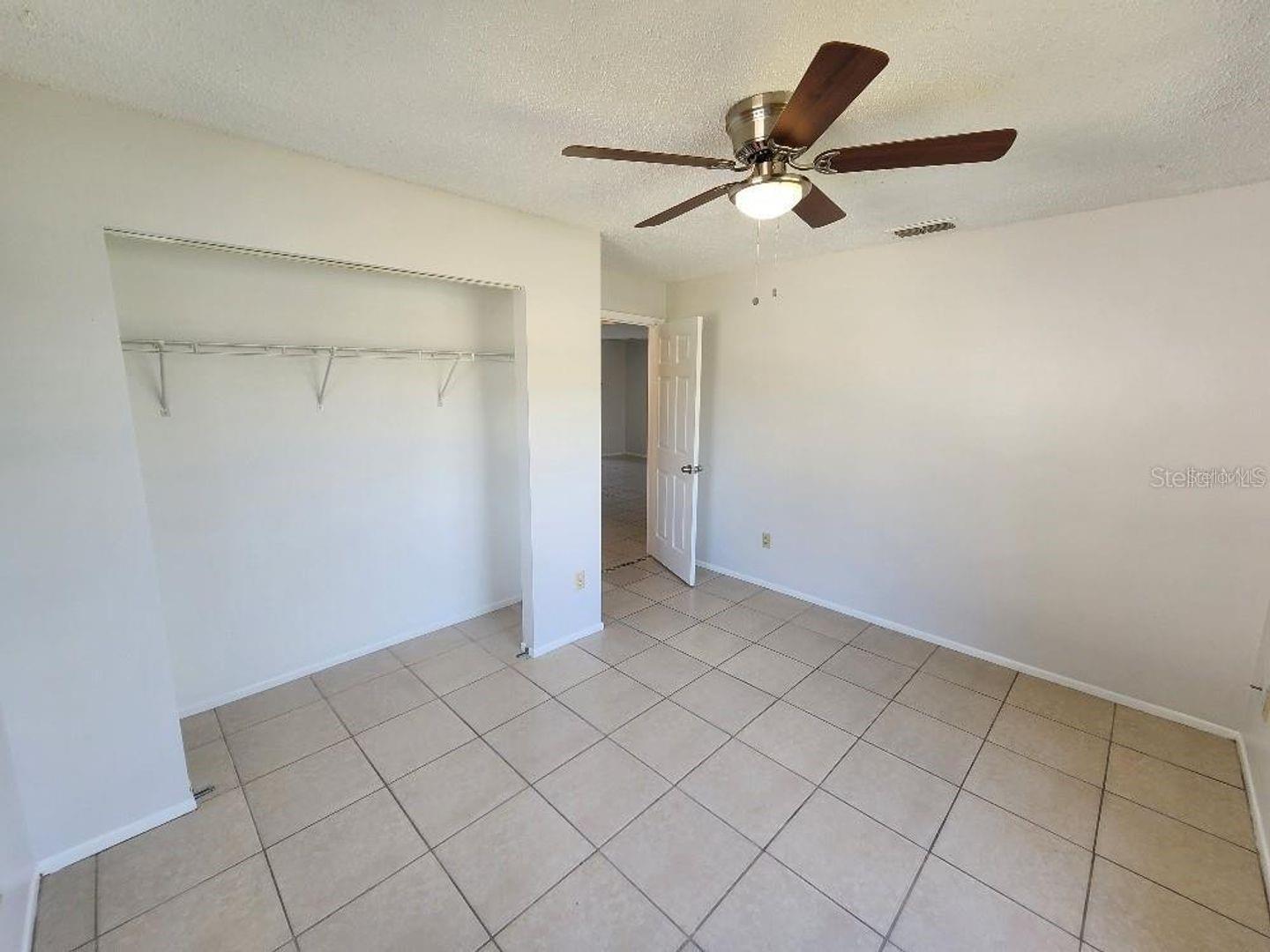 PELICAN COVE WEST PH 02 - Residential Lease